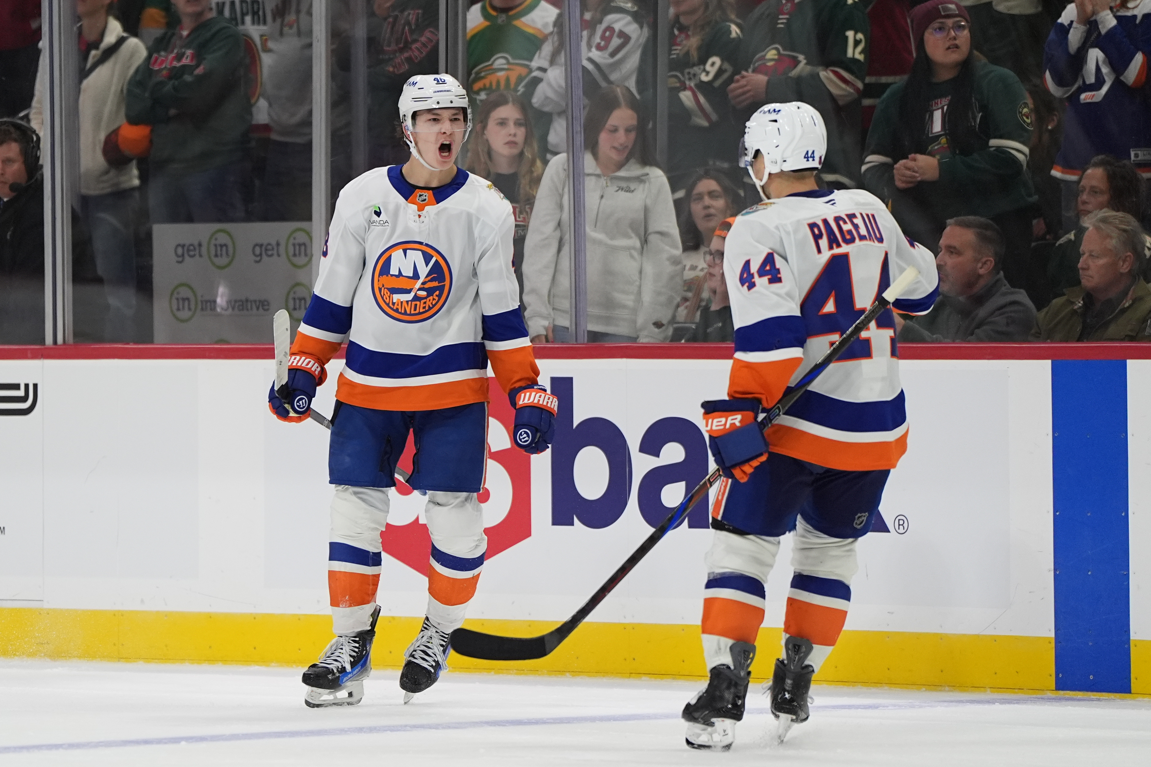 Schaefer scores his 2nd goal of the game in OT to lift Islanders past Wild, 4-3 — KFGO
